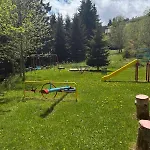 Wood Fireplace Duplex Near - Parking, Sleeps 6 Apartment *