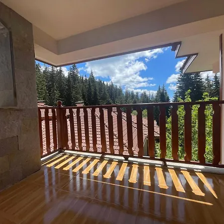 Pamporovo Duplex Fireplace 2 Bathrooms Shuttle