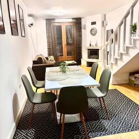 Pamporovo Duplex Fireplace 2 Bathrooms Shuttle