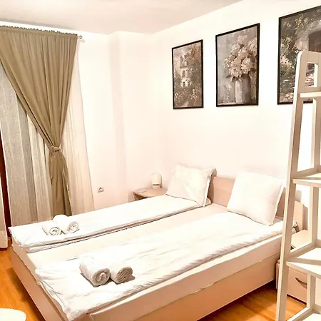 Pamporovo Duplex Fireplace 2 Bathrooms Shuttle