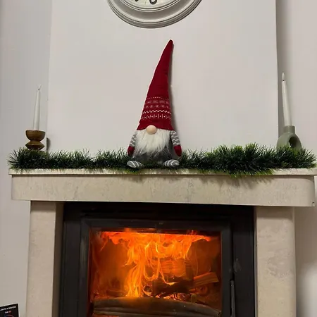 Wood Fireplace Duplex Near - Parking, Sleeps 6 Pamporowo
