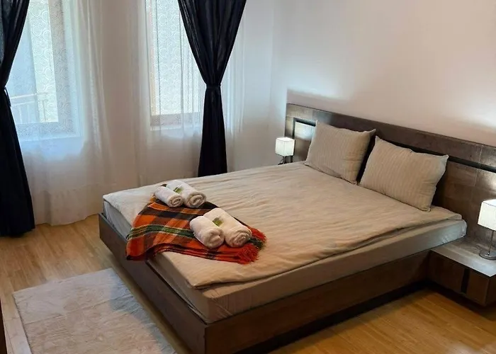 Wood Fireplace Duplex Near Pamporovo - Parking, Sleeps 6