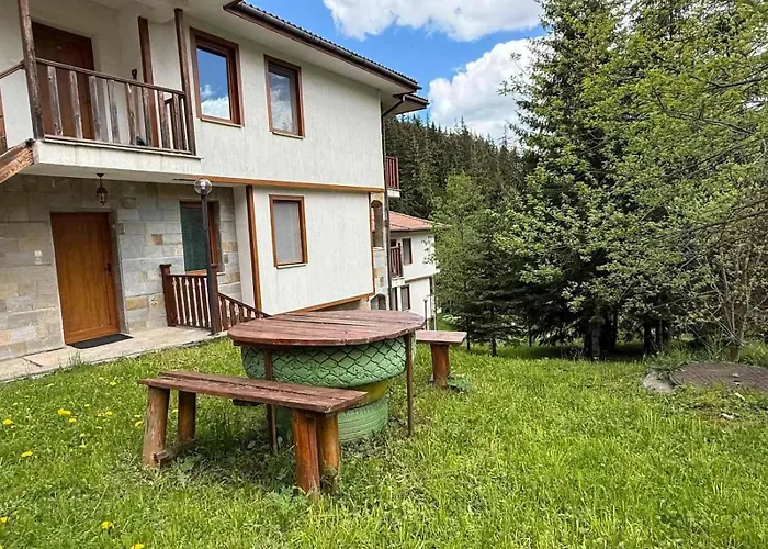 Wood Fireplace Duplex Near Pamporovo - Parking, Sleeps 6 * 스몰랸