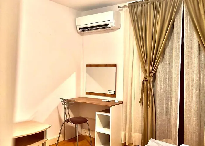 아파트 Wood Fireplace Duplex Near Pamporovo - Parking, Sleeps 6 스몰랸