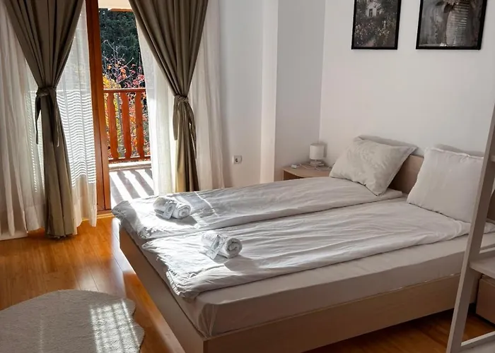 아파트 Wood Fireplace Duplex Near Pamporovo - Parking, Sleeps 6